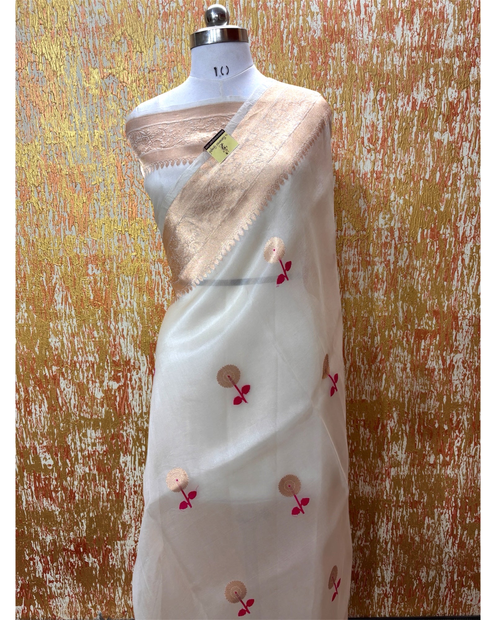 Pure Kora Handloom Silk - Kadhua Motifs Banarasi Saree