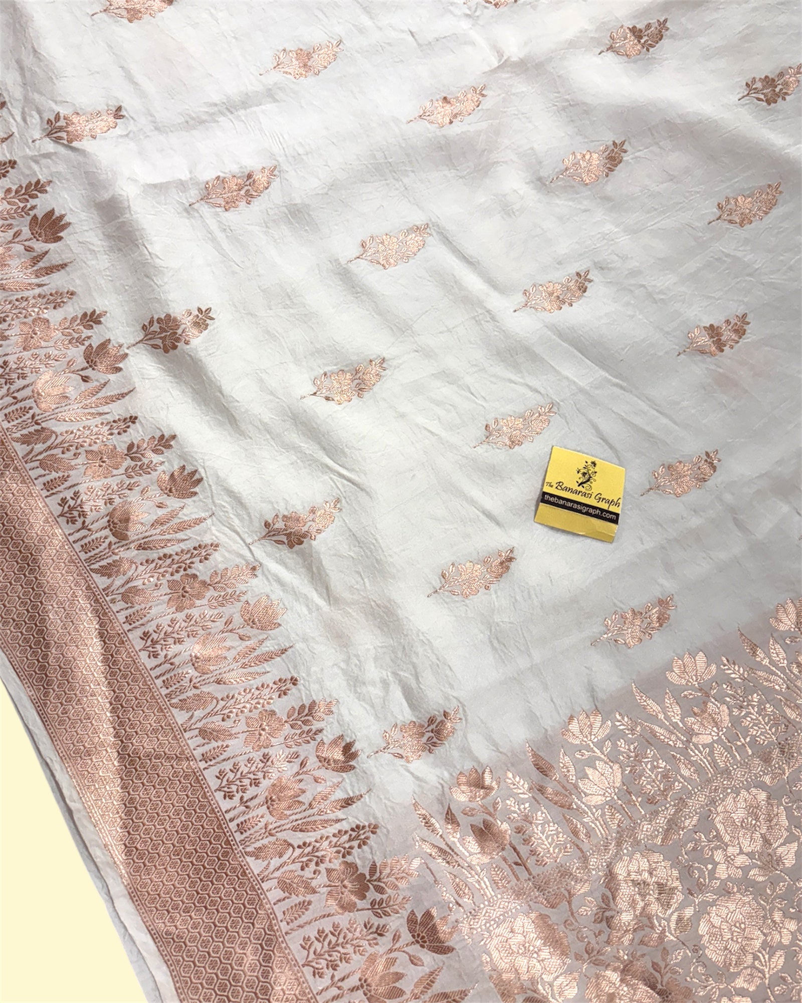 Pure Mashru Handloom Silk - Kadhua Motifs Banarasi Saree