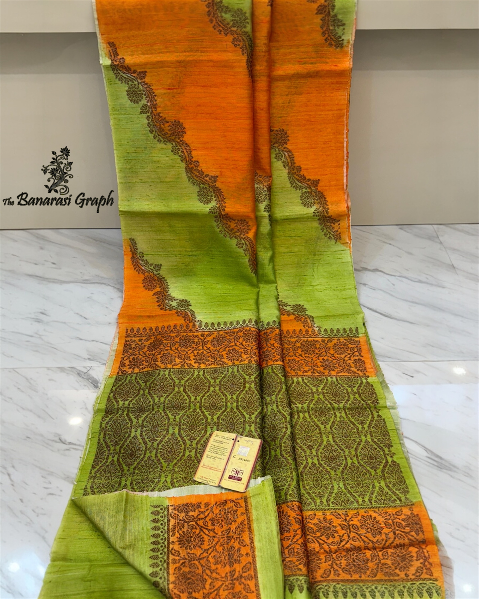 Pure Kora Handloom Silk - Kadhua Motifs Banarasi Saree