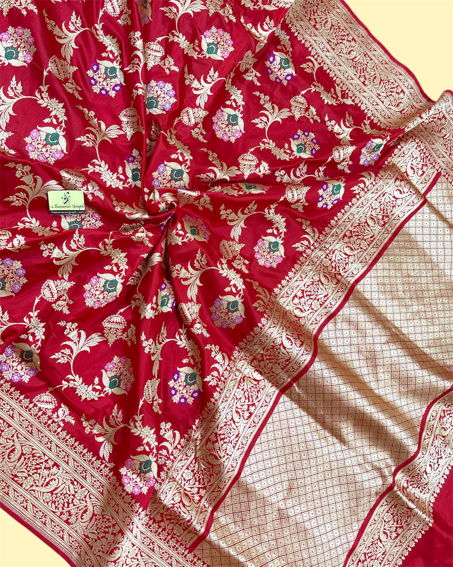 Red Pure Katan Handloom Silk - Kadhua Motifs All Over Jaal Work With Meenakari Banarasi Saree