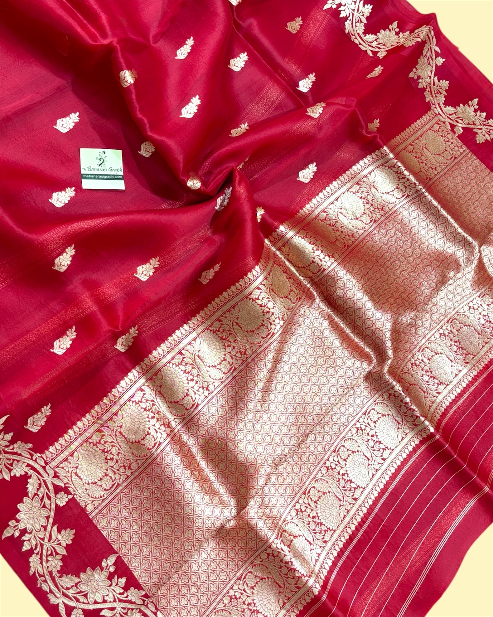 Red Pure Kora Handloom Silk - Kadhua Motifs Banarasi Saree