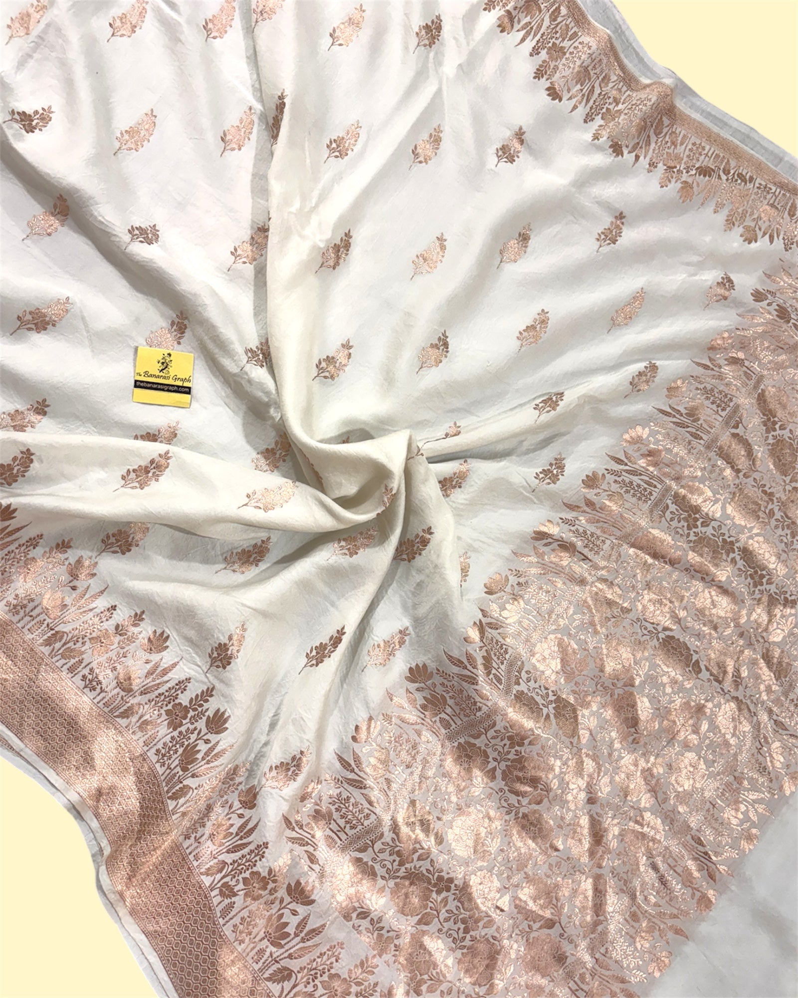 Pure Mashru Handloom Silk - Kadhua Motifs Banarasi Saree