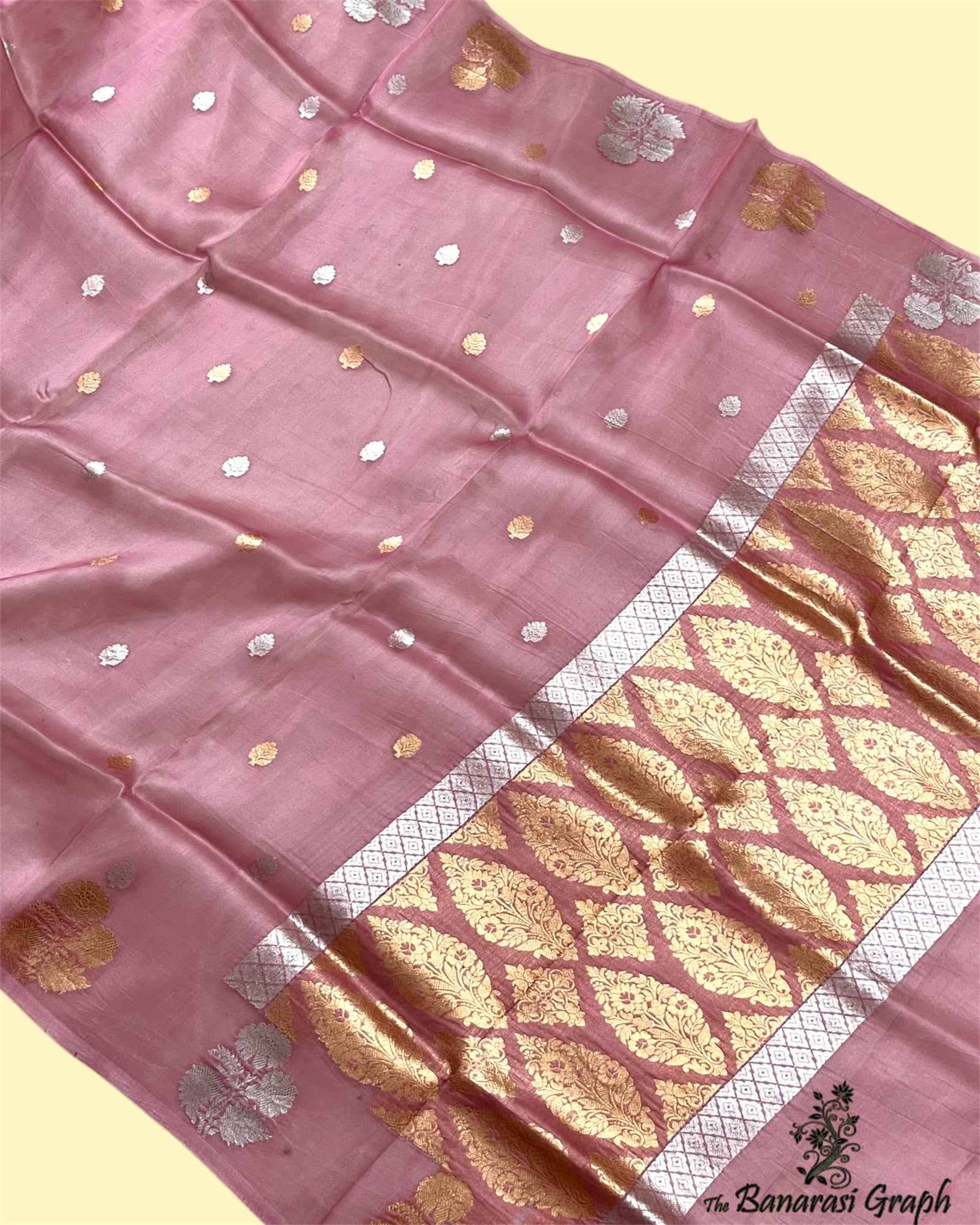 Pure Kora Handloom Silk - Kadhua Motifs Banarasi Saree
