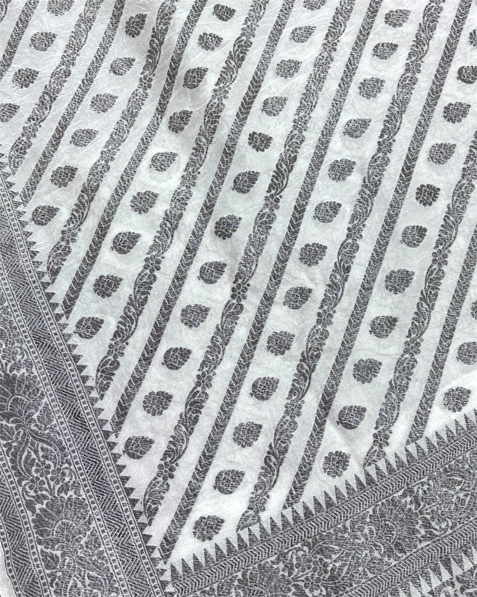 Pure Khaddi Chiffon Georgette - Strip Jaal Work Banarasi Saree