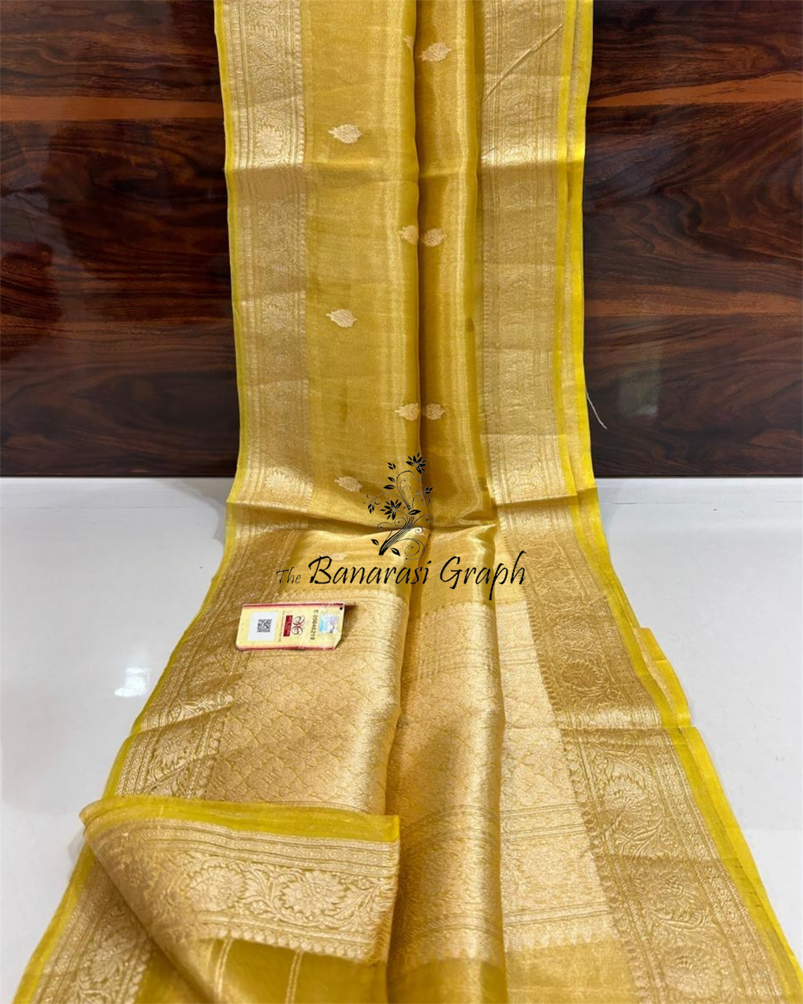 Pure Kora Tissue Handloom Silk - Kadhua Motifs Banarasi Saree