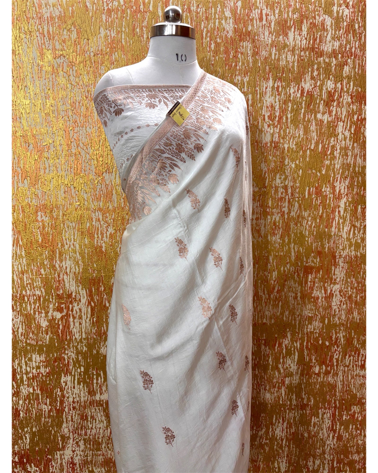 Pure Mashru Handloom Silk - Kadhua Motifs Banarasi Saree