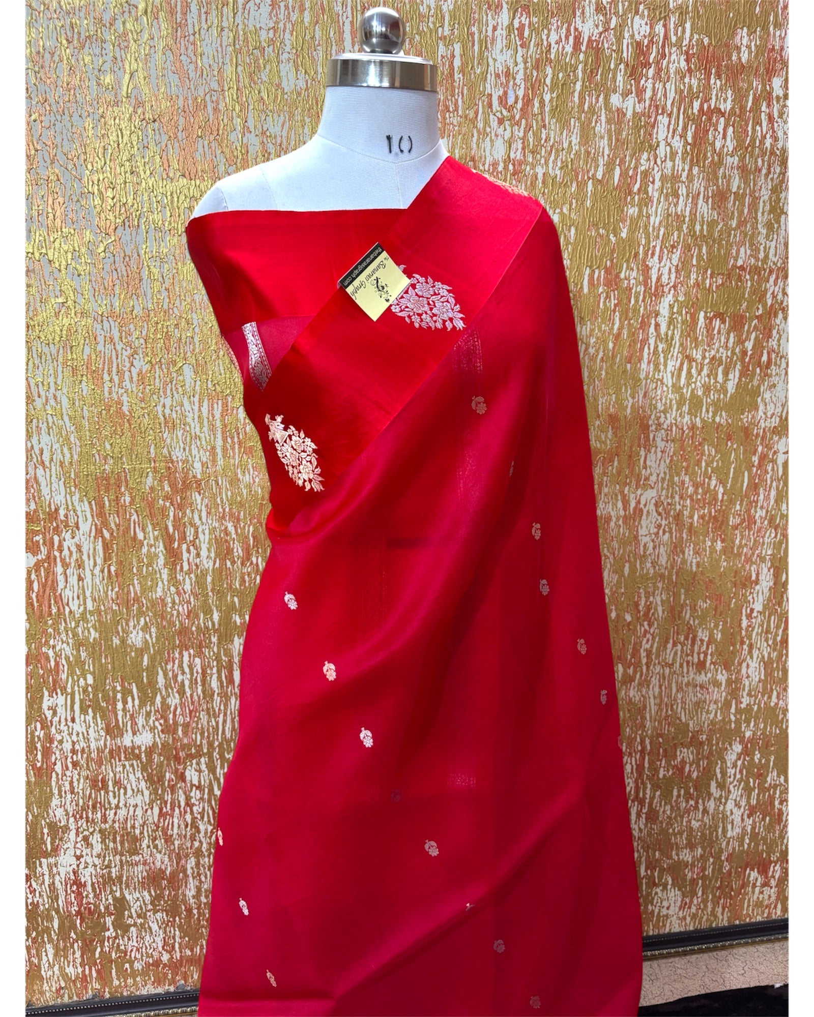 Red Pure Kora Handloom Silk - Kadhua Motifs Sona Rupa Banarasi Saree