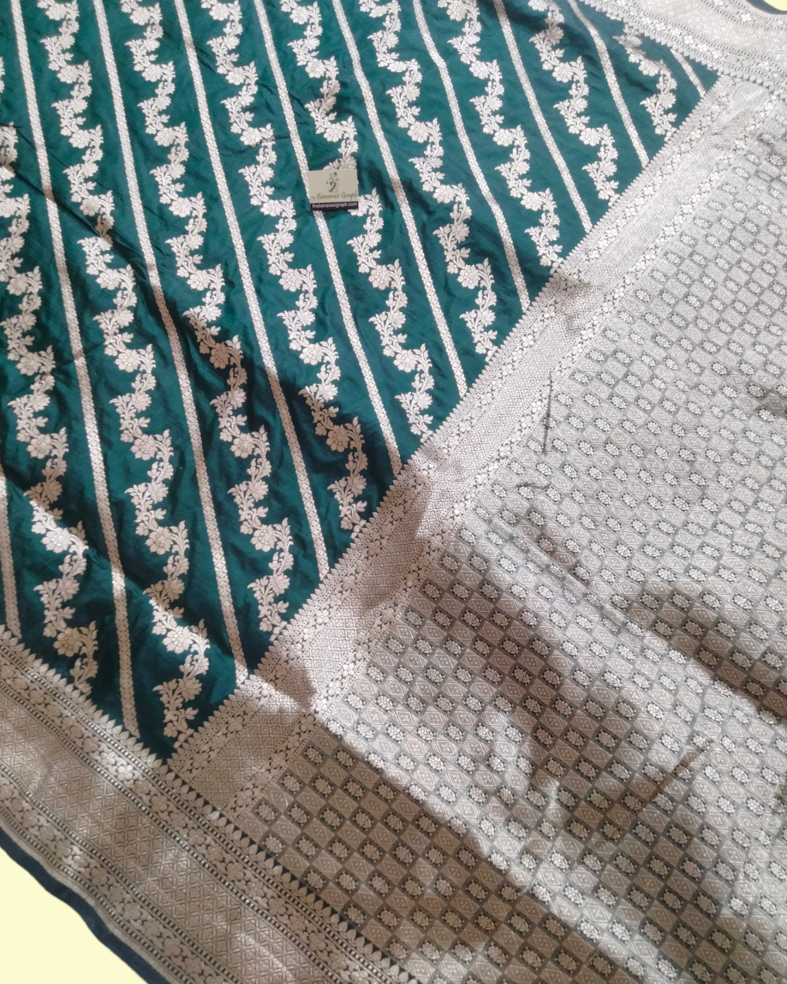 Dark Green Pure Katan Handloom Silk - Jaal Work Banarasi Saree