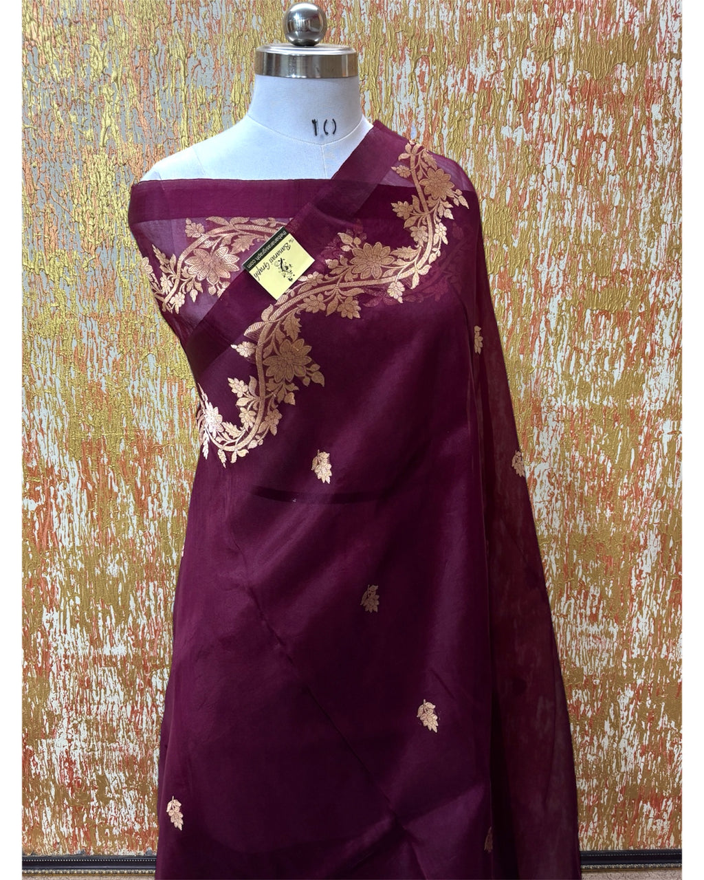 Pure Kora Handloom Silk - Kadhua Motifs Banarasi Saree