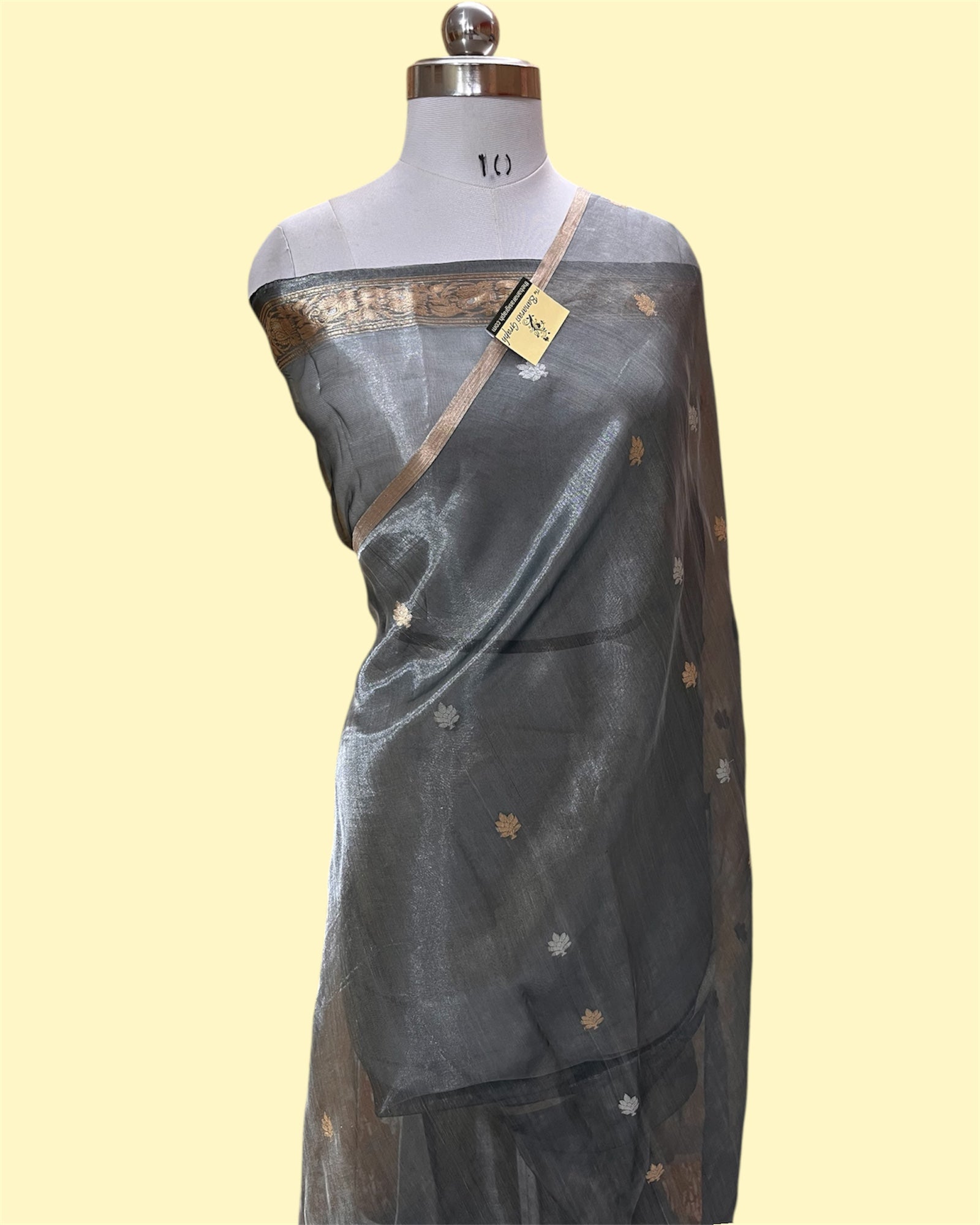 Pure Tissue Handloom Silk - Kadhua Motifs Sona Rupa Banarasi Saree