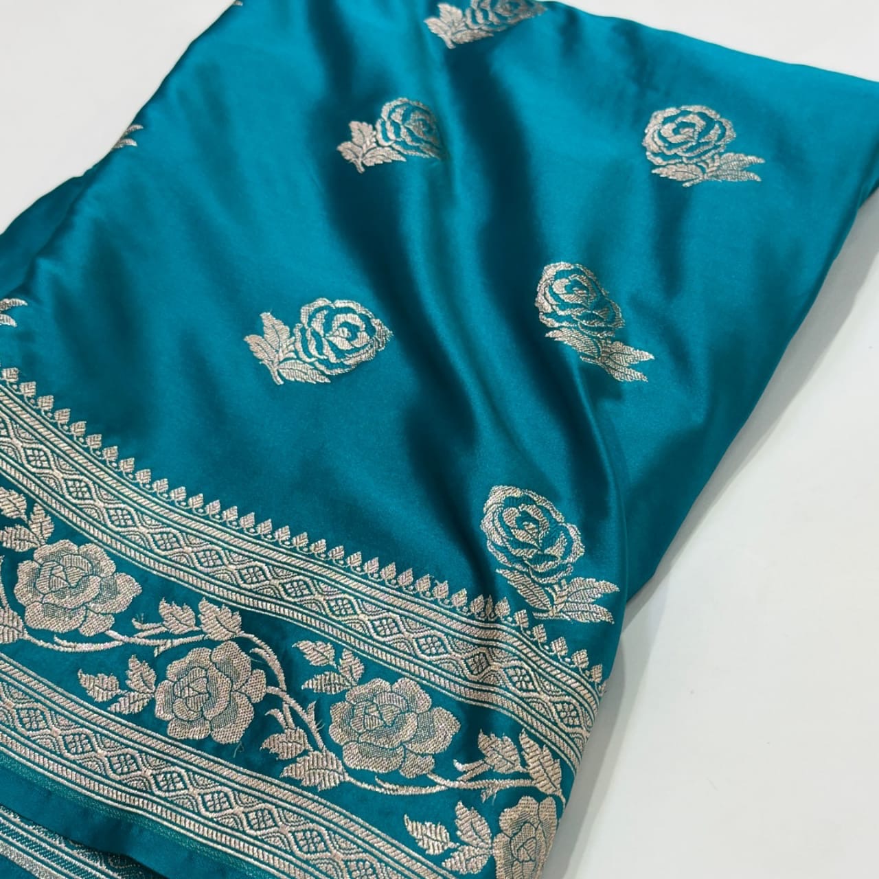 Premium Mashru Silk Banarasi Saree