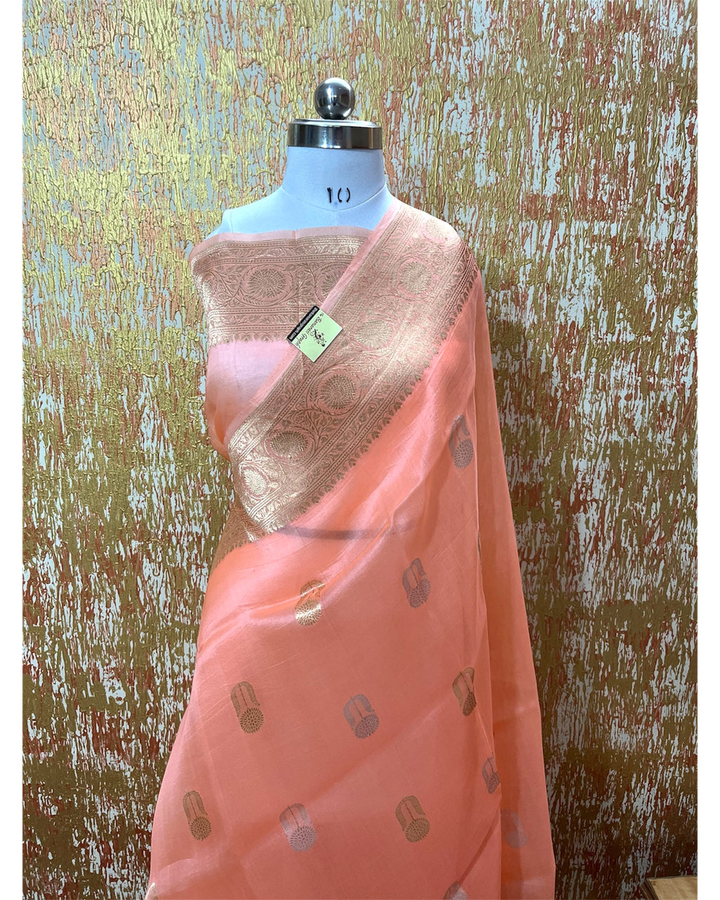 Pure Kora Handloom Silk - Kadhua Motifs Banarasi Saree