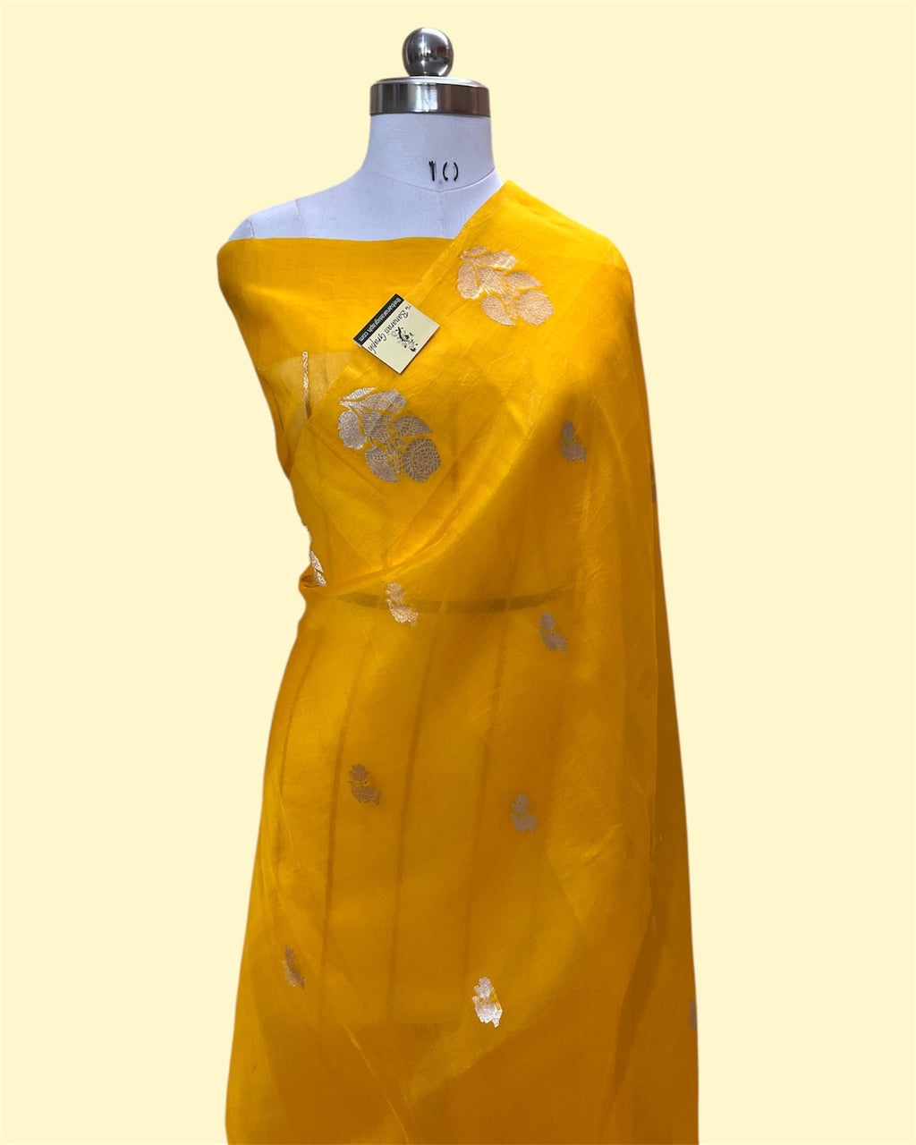 Pure Kora Handloom Silk - Kadhua Motifs Sona Rupa Banarasi Saree