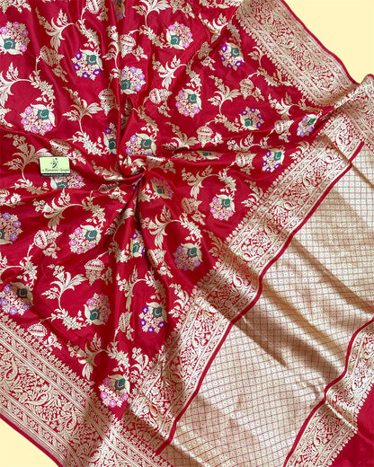 Red Pure Katan Handloom Silk - Kadhua Motifs All Over Jaal Work With Meenakari Banarasi Saree