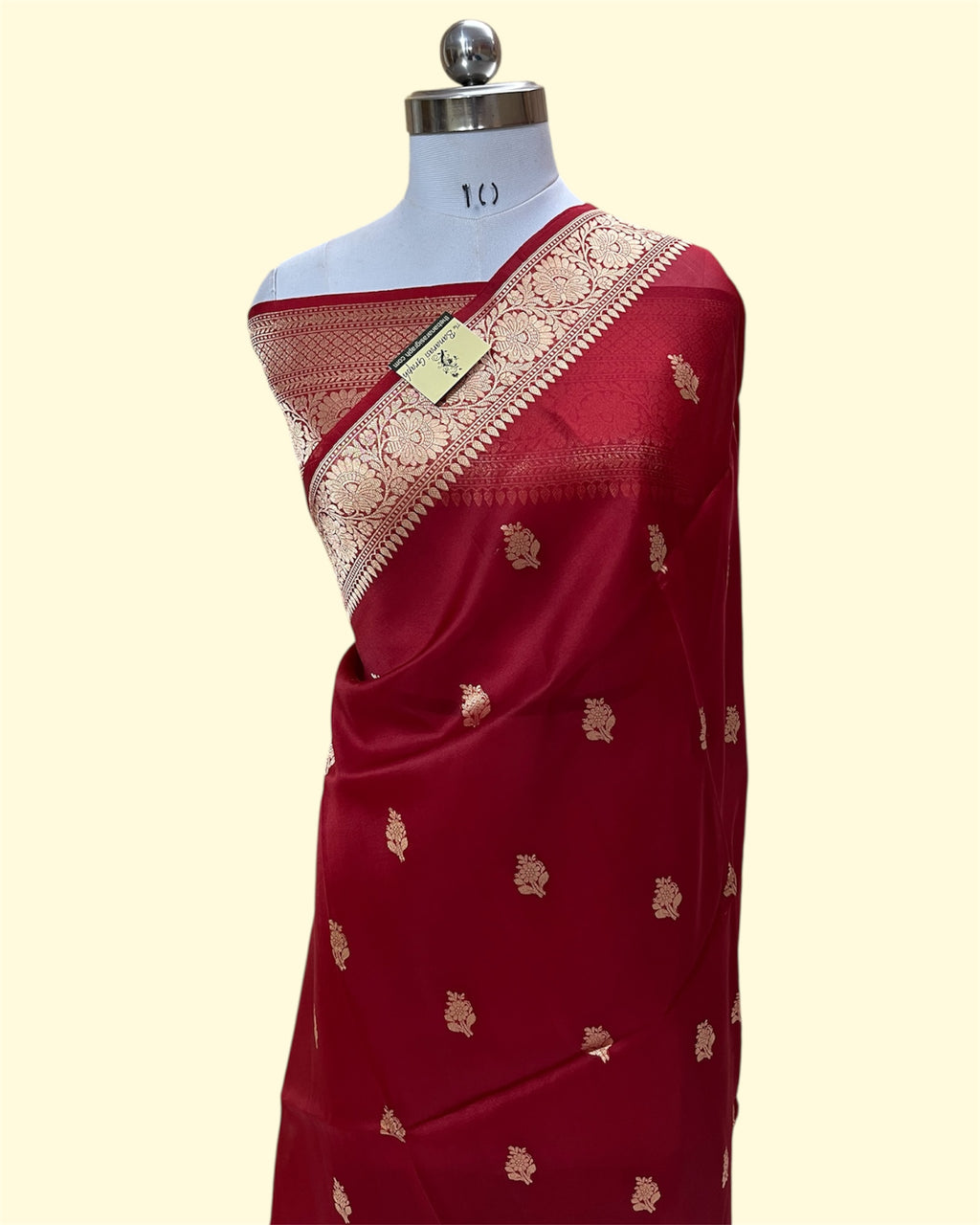 Pure Kora Handloom Silk - Kadhua Motifs Banarasi Saree
