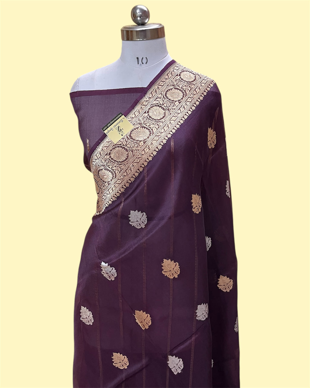 Pure Kora Handloom Silk - Kadhua Motifs Banarasi Saree