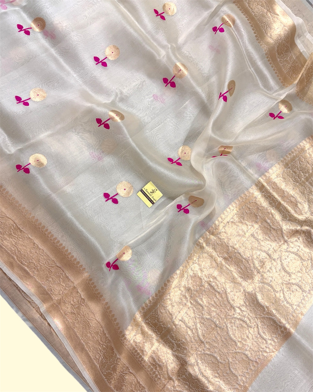Pure Kora Handloom Silk - Kadhua Motifs Banarasi Saree