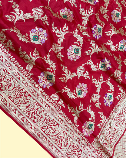 Red Pure Katan Handloom Silk - Kadhua Motifs All Over Jaal Work With Meenakari Banarasi Saree