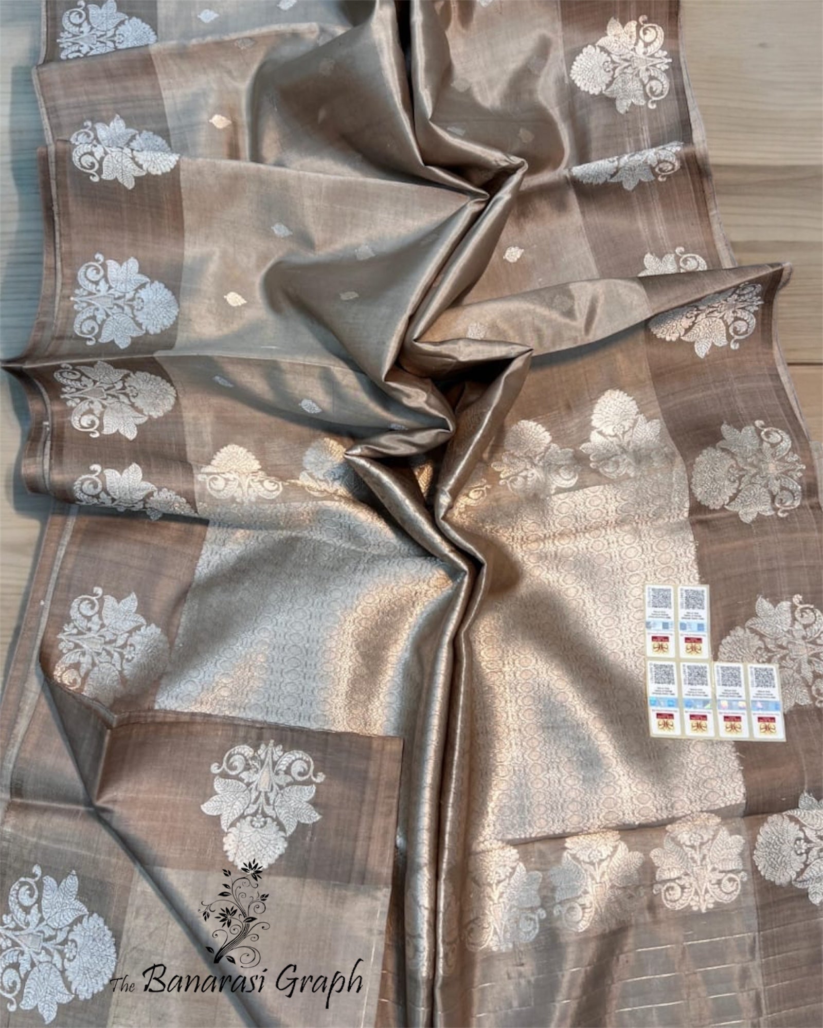 Copper Pure Raw Mango Handloom Silk - Banarasi Saree