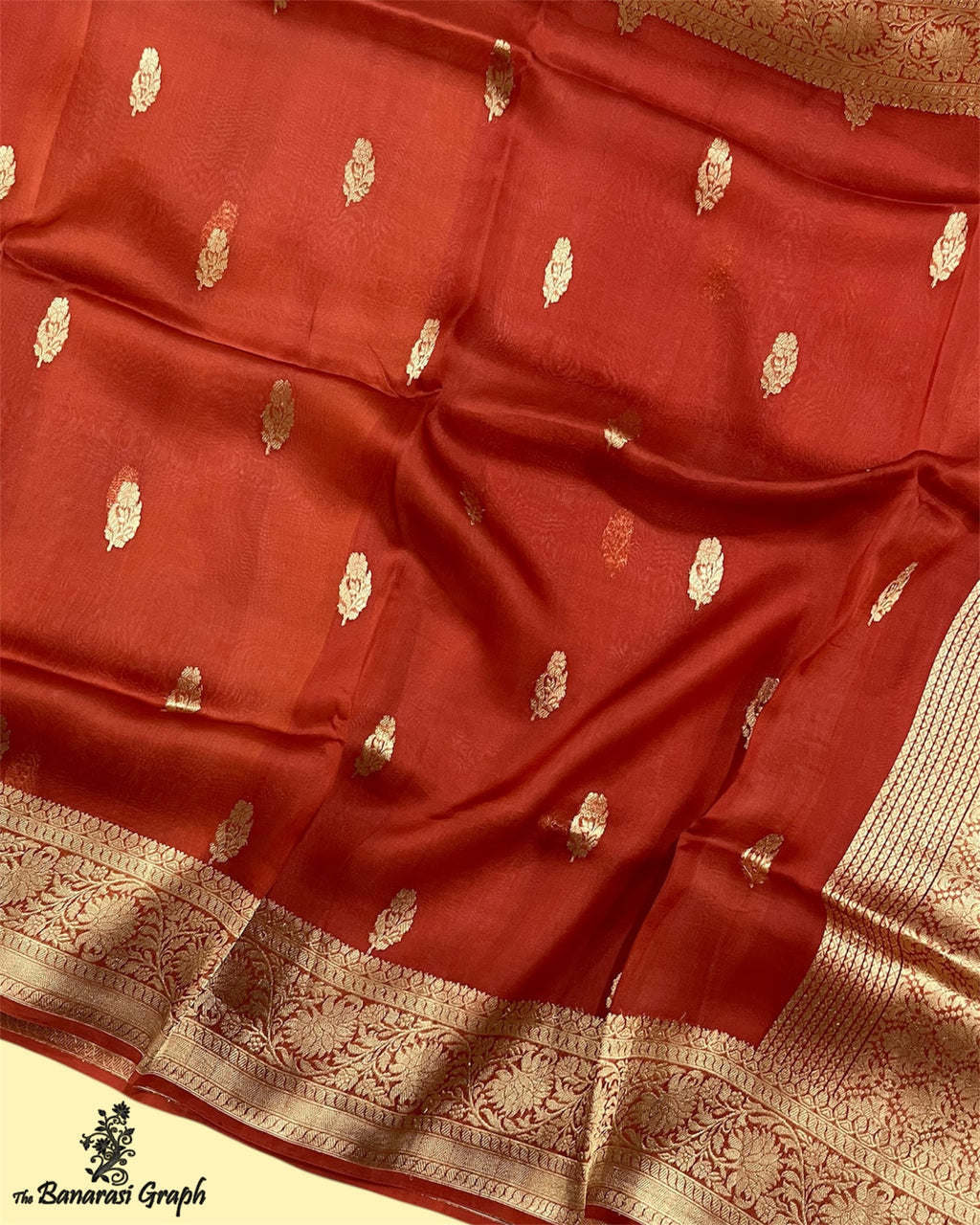 Pure Kora Handloom Silk - Kadhua Motifs Banarasi Saree