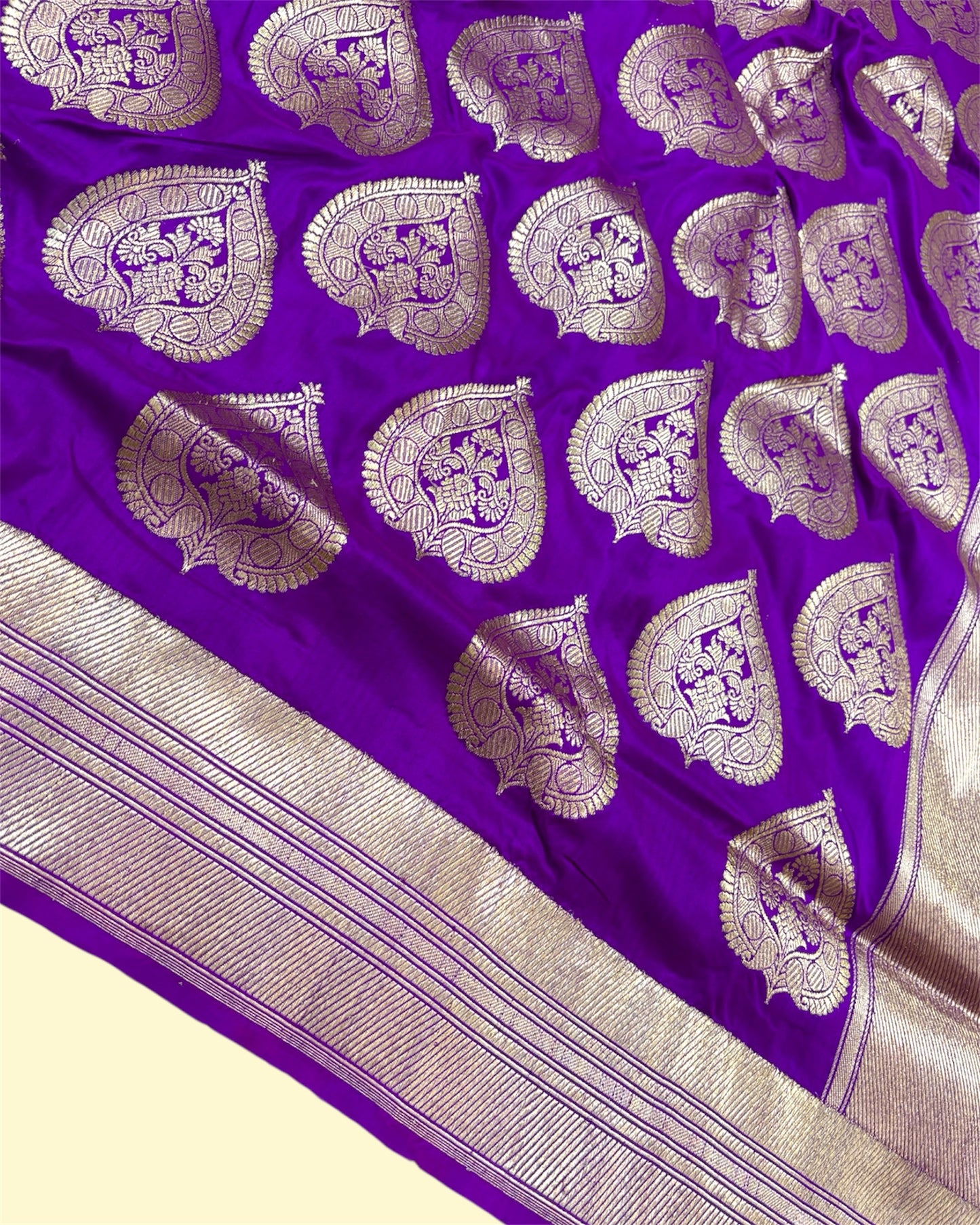 Pure Katan Handloom Silk - Kadhua Motifs All Over Boota Work Banarasi Saree