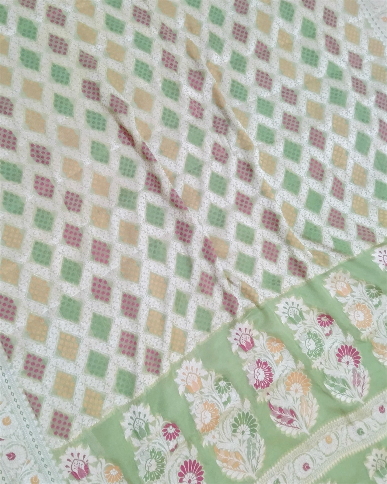 Pista Khaddi Chiffon - Water Zari Multi Bhandej Pure Banarasi Saree