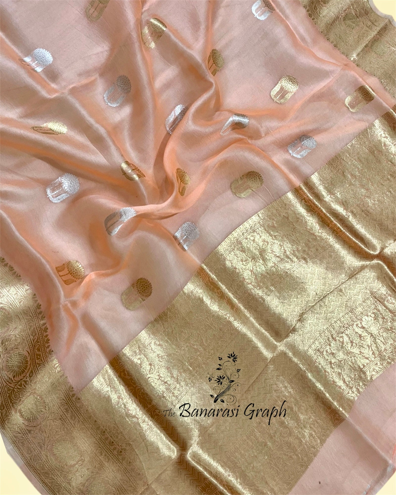 Pure Kora Handloom Silk - Kadhua Motifs Banarasi Saree