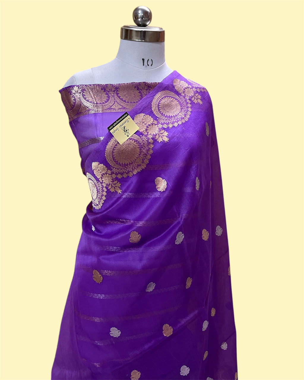 Pure Kora Handloom Silk - Kadhua Motifs Sona Rupa Banarasi Saree