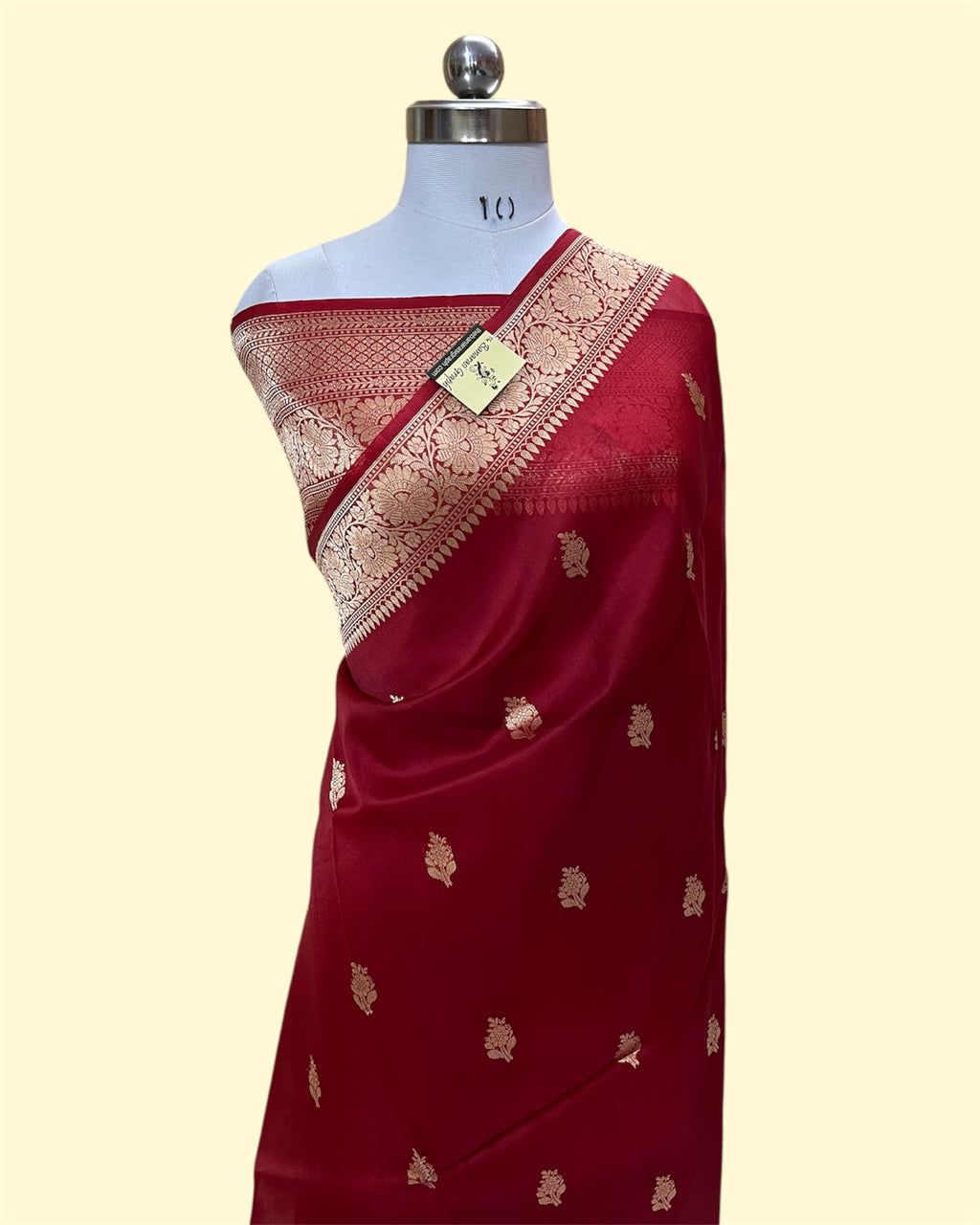 Pure Kora Handloom Silk - Kadhua Motifs Banarasi Saree