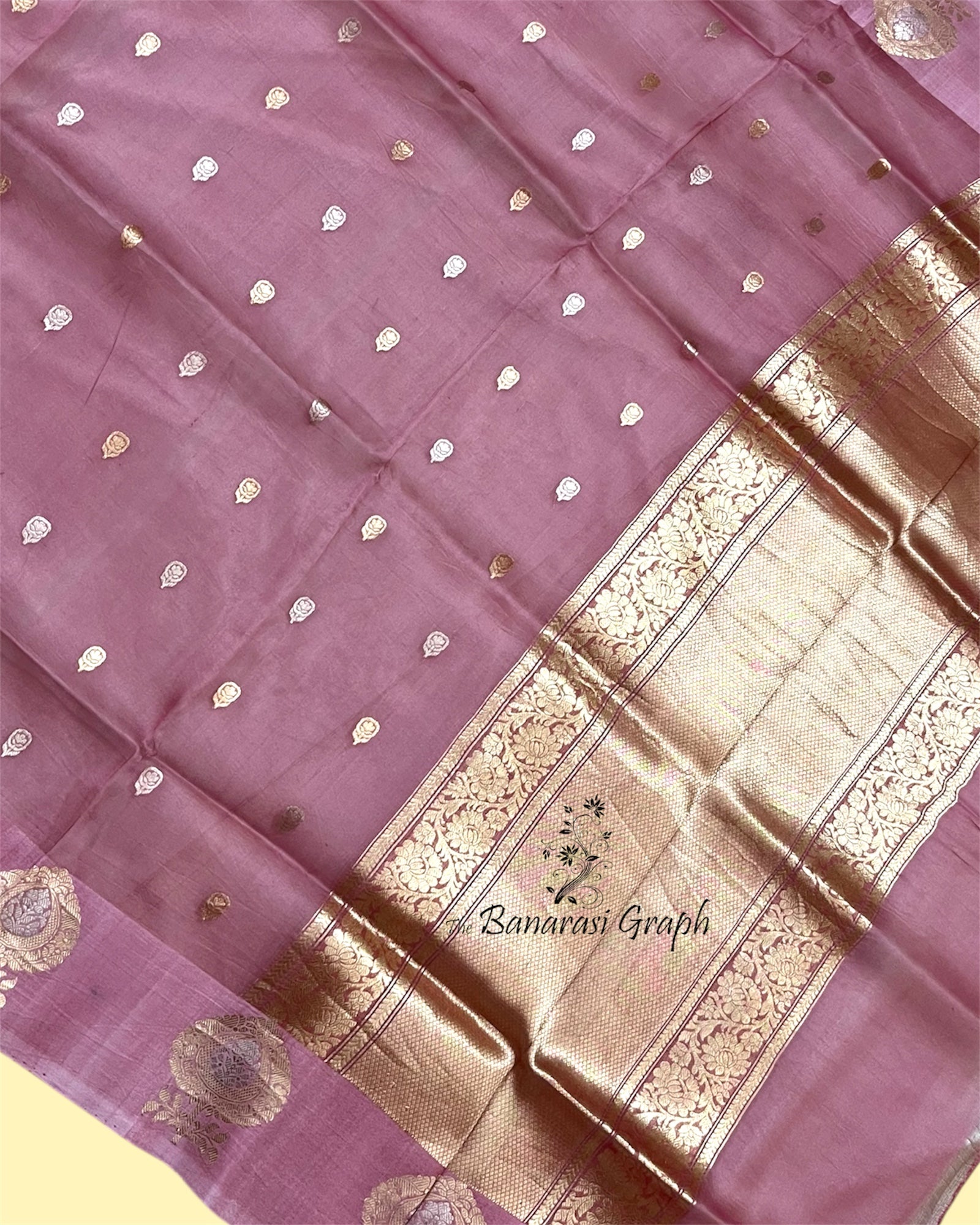 Pure Kora Handloom Silk - Kadhua Motifs Banarasi Saree