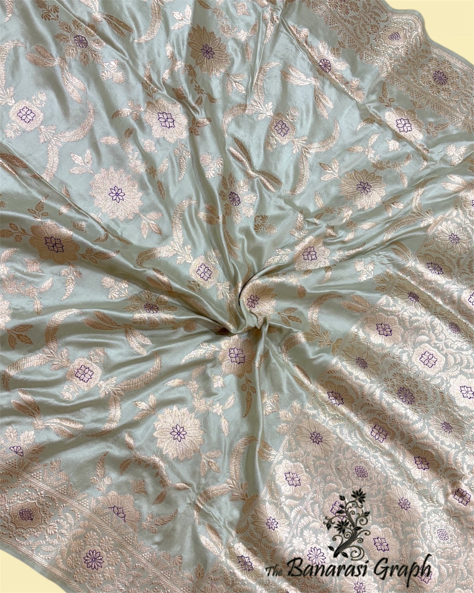 Pista Pure Katan Handloom - All Over Jaal Work Kadhua Motifs with Meenakari Banarasi Saree