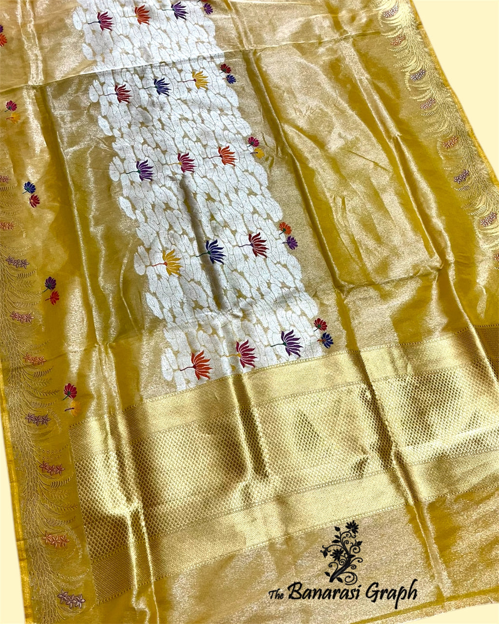 Gold Pure Tissue Handloom Silk with Meenakari Kadhua Motifs - Banarasi Saree