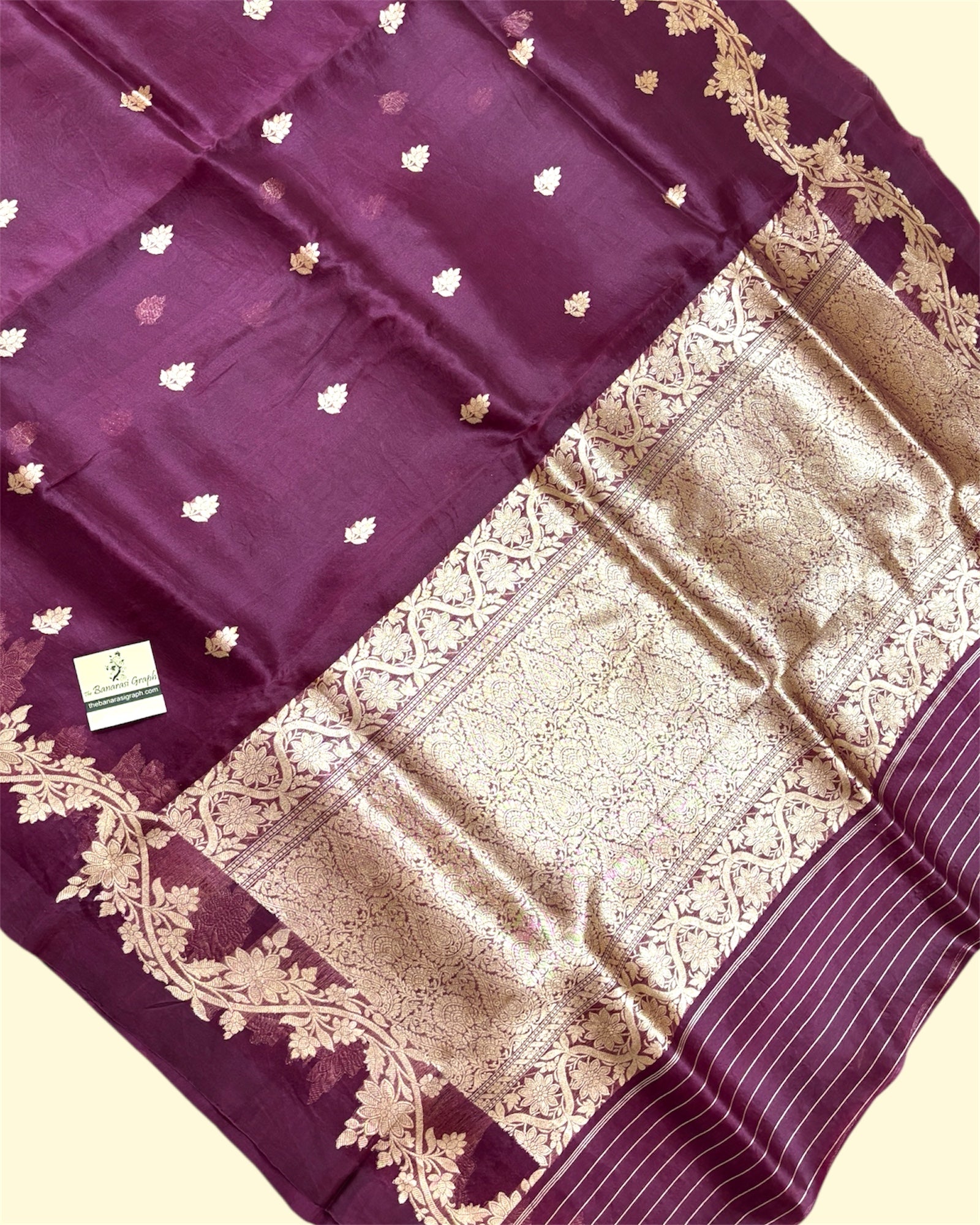 Pure Kora Handloom Silk - Kadhua Motifs Banarasi Saree