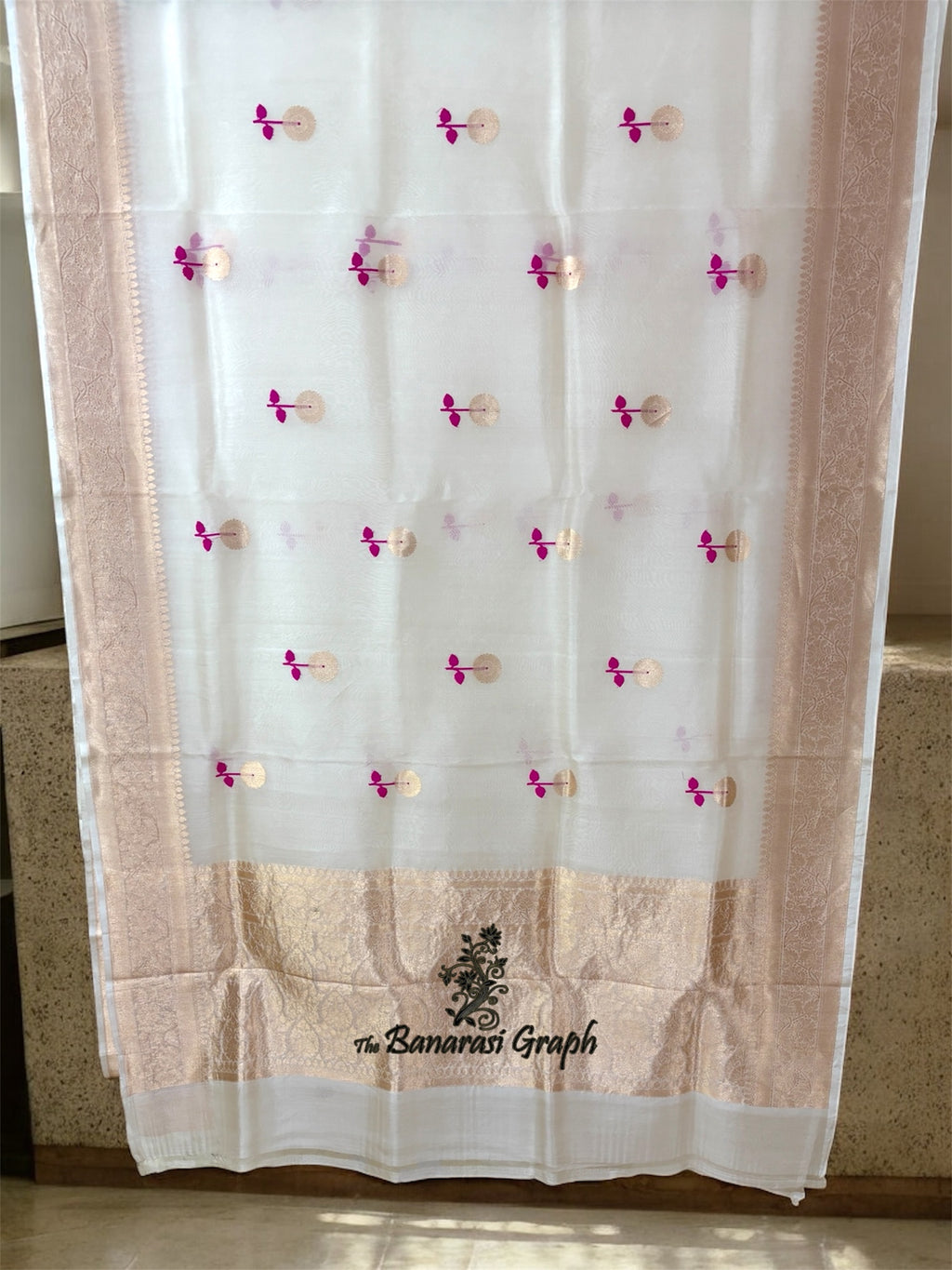Pure Kora Handloom Silk - Kadhua Motifs Banarasi Saree