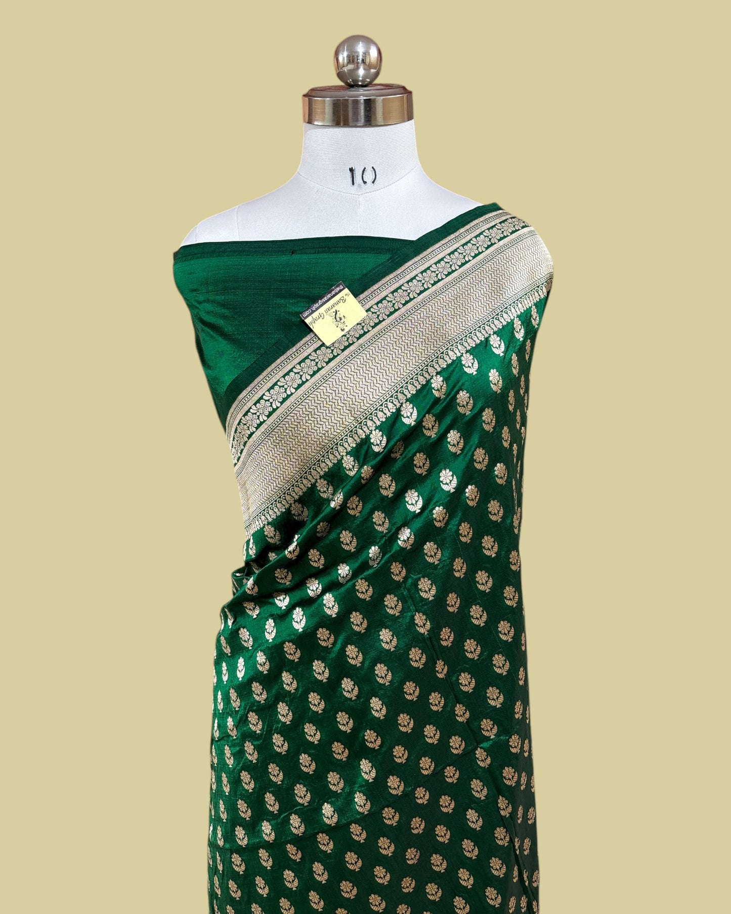 Green Pure Katan Handloom Silk - All Over Booti Work Banarasi Saree