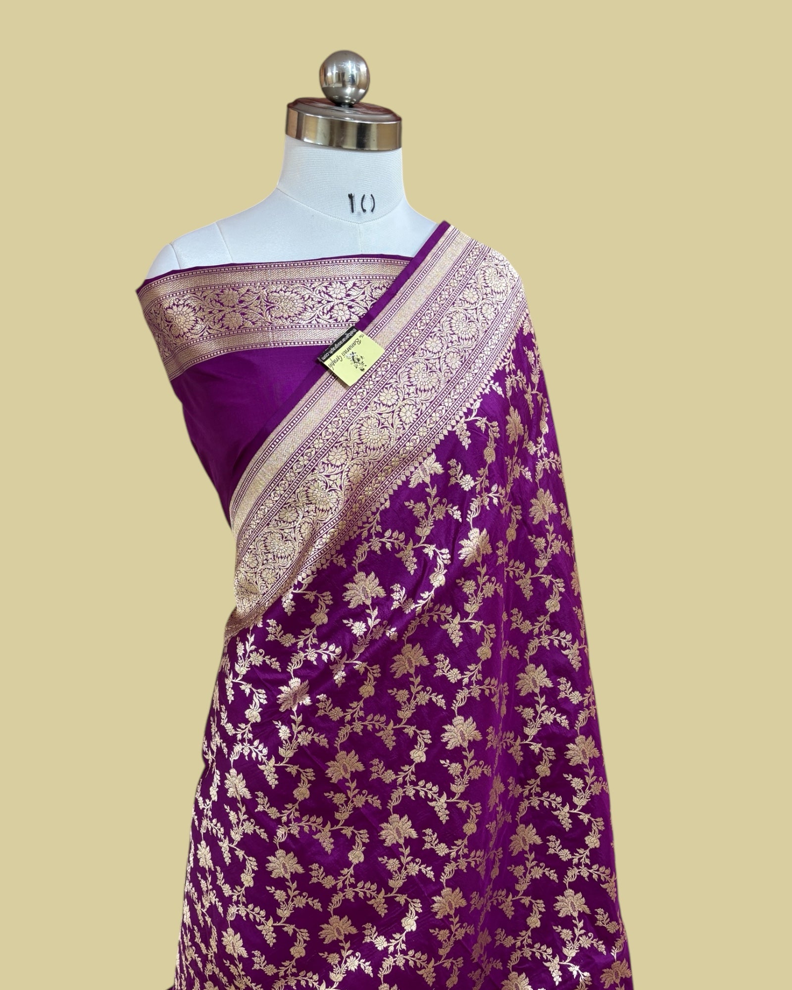 Magenta Pure Katan Handloom Silk - All Over Jaal Work Banarasi Saree