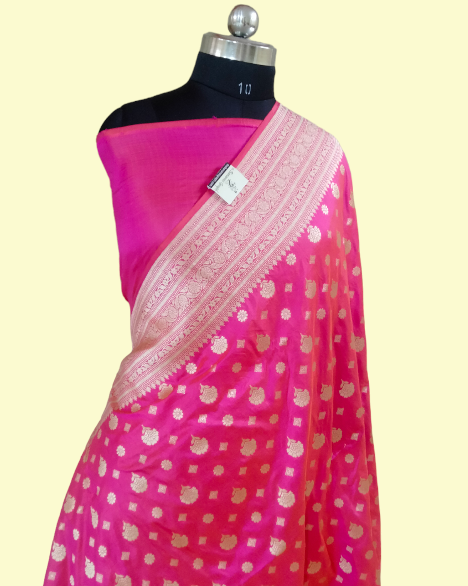 Dark Pink Pure Katan Handloom Silk - Banarasi Saree