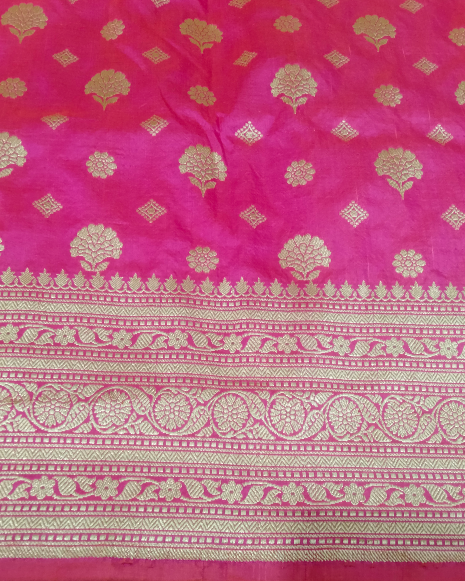 Dark Pink Pure Katan Handloom Silk - Banarasi Saree