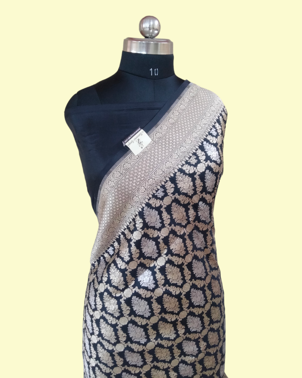Nita Ambani Pure Katan Handlom Silk - All over Jaal Work Sona Rupa Banarasi Saree