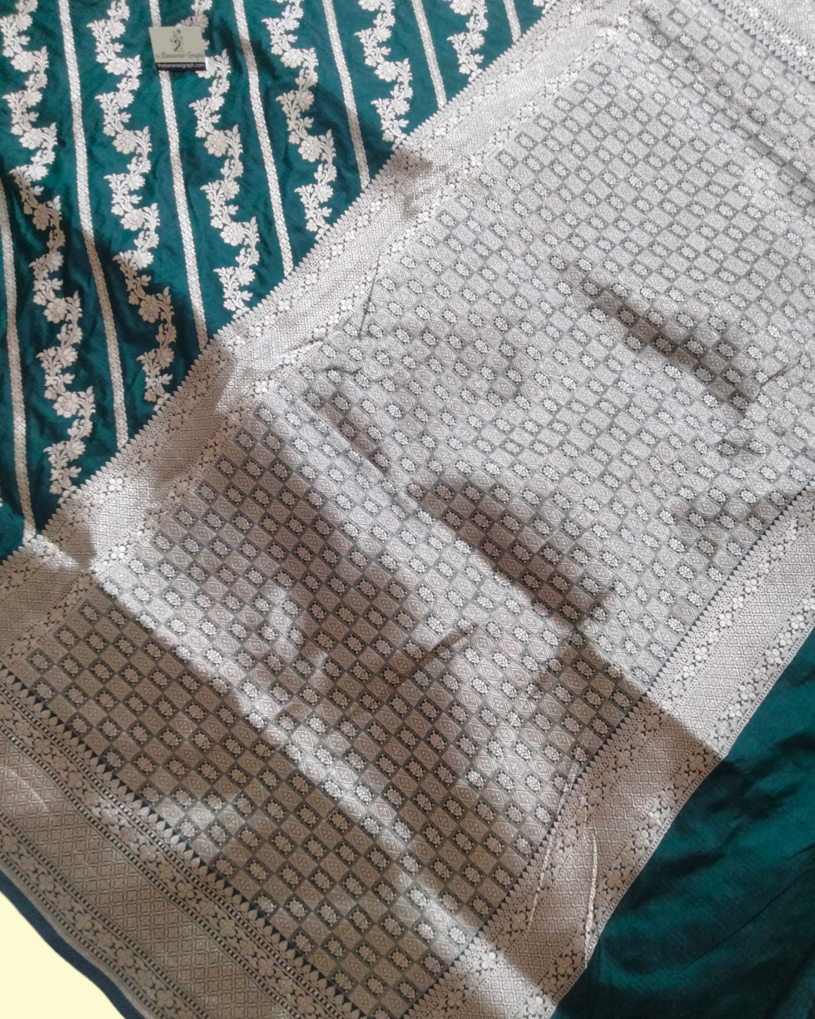 Dark Green Pure Katan Handloom Silk - Jaal Work Banarasi Saree