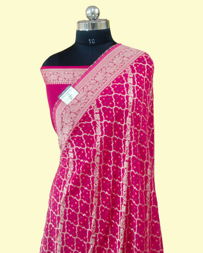 Pure Georgette Antique Zari - All Over Jaal Work with Bhandej Meenakari