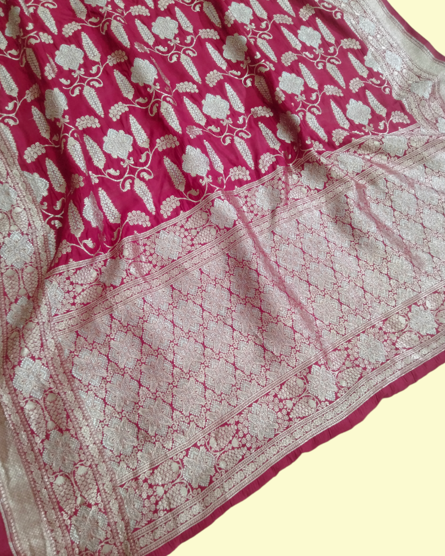 Pure Chiniya Silk Sona Roopa - Banarasi Saree