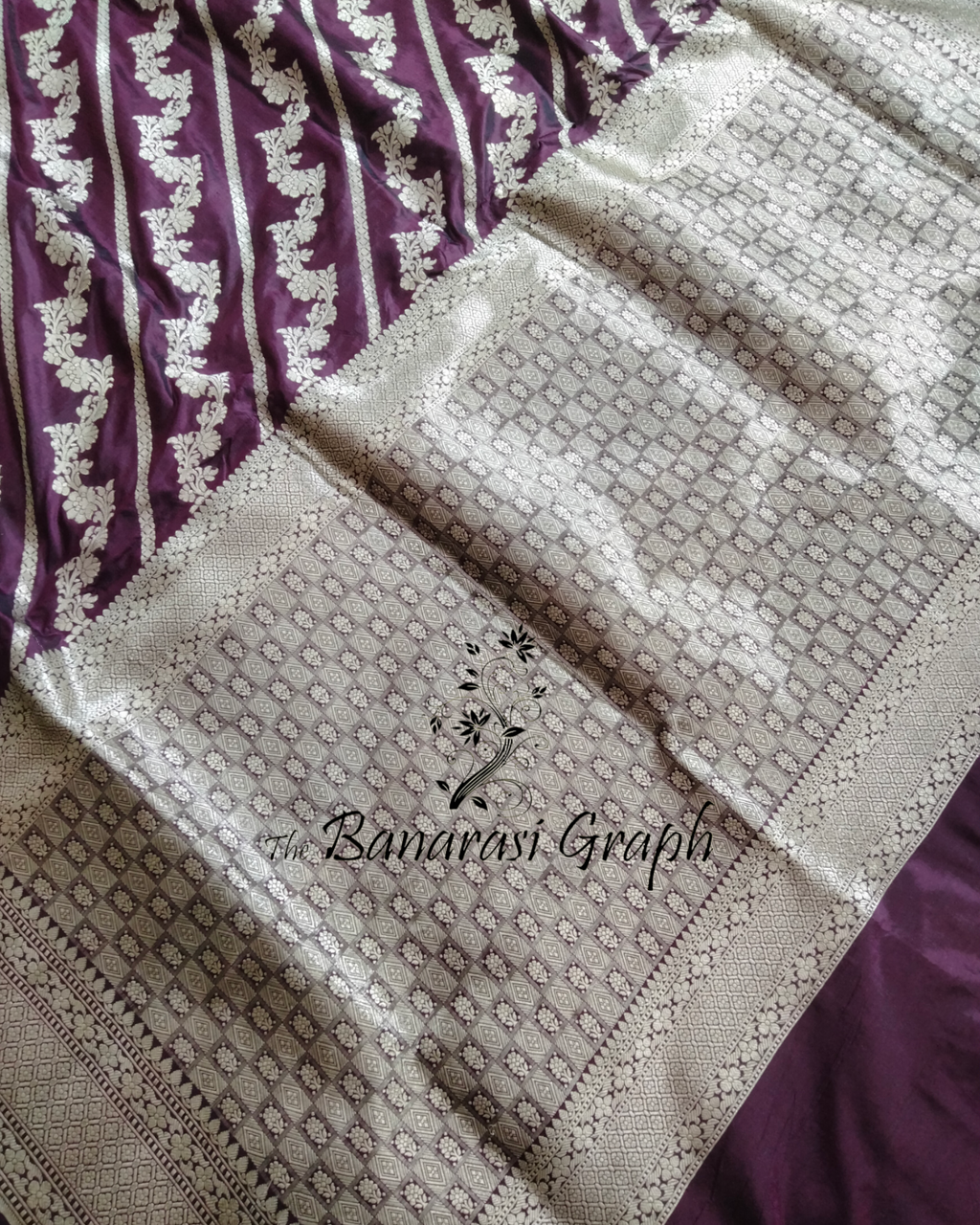Magenta Pure Katan Handloom Silk - Jaal Work Banarasi Saree