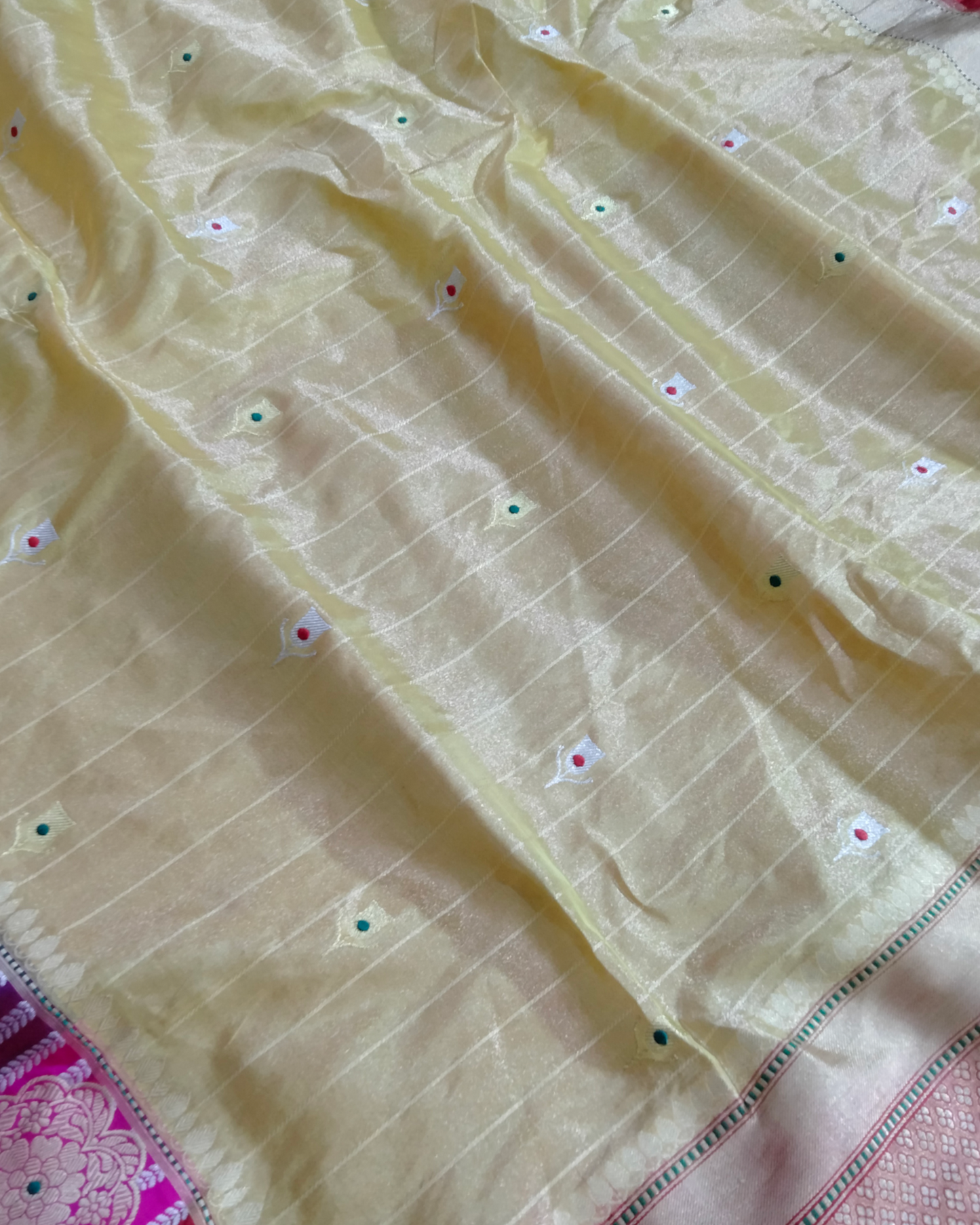 Pure Tissue Handloom Sona Roopa Kadhua Work With Alfi Meenakari - Katan Border Banarasi Saree