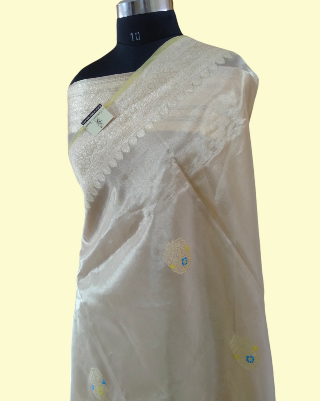 Pure Tissue kadhua Motifs - Handloom Meenakari Banarasi Saree