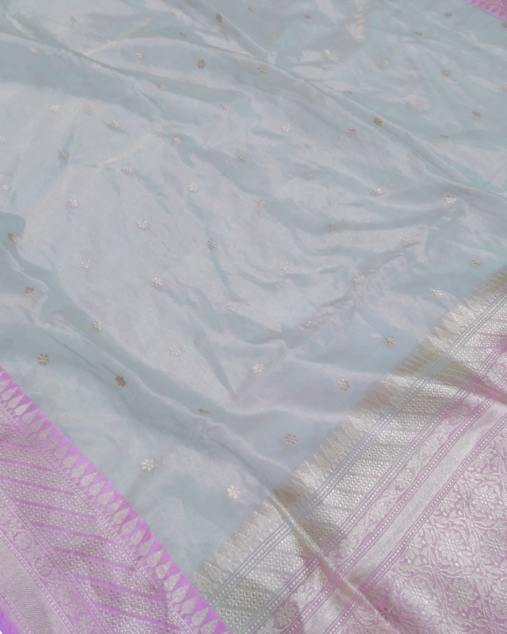 Pure Tissue Kadhua Motifs- Handloom Banarasi Saree