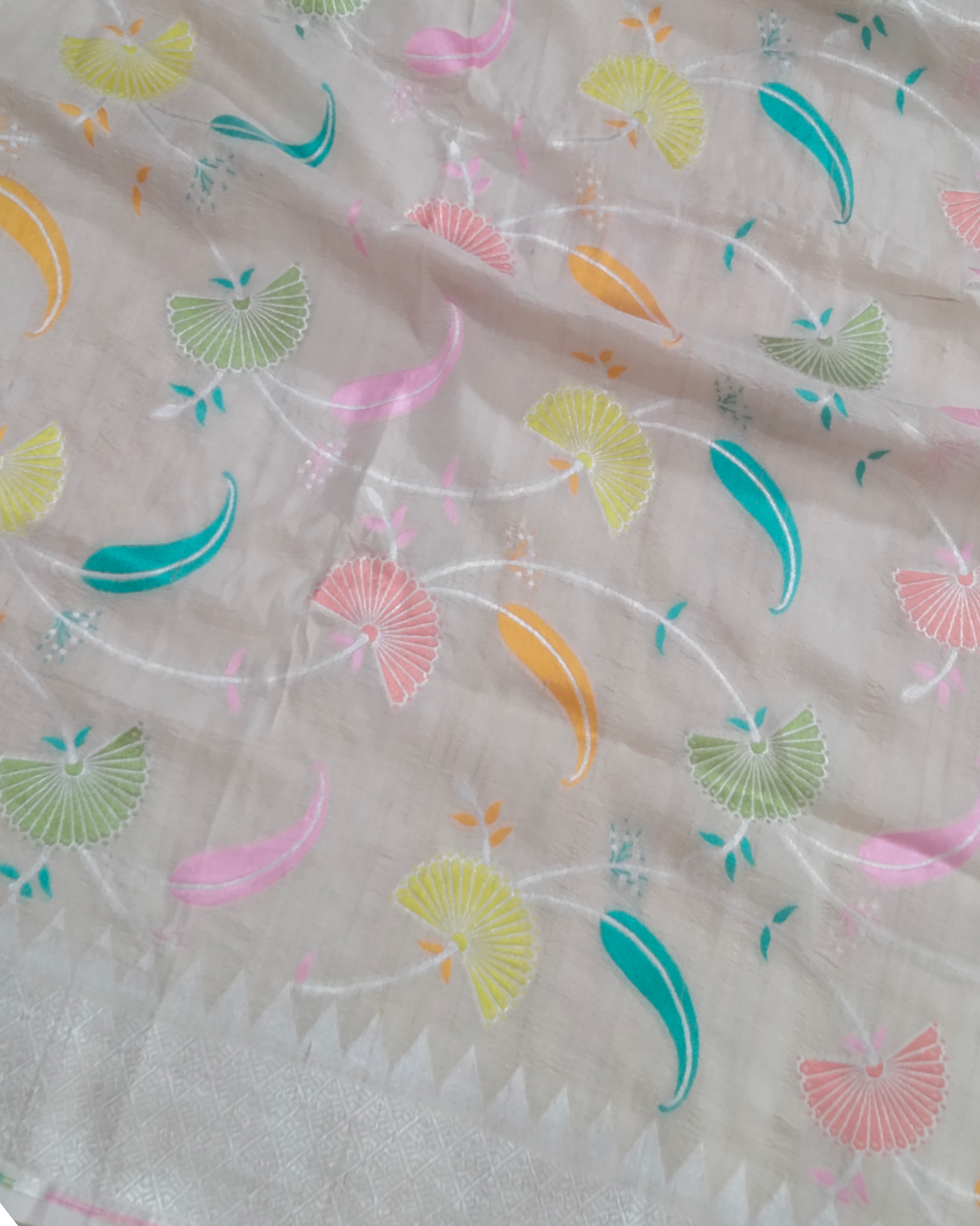 Pure Tussar Georgette Handloom Silk with Meenakari - All Over Jaal Work Banarasi Saree